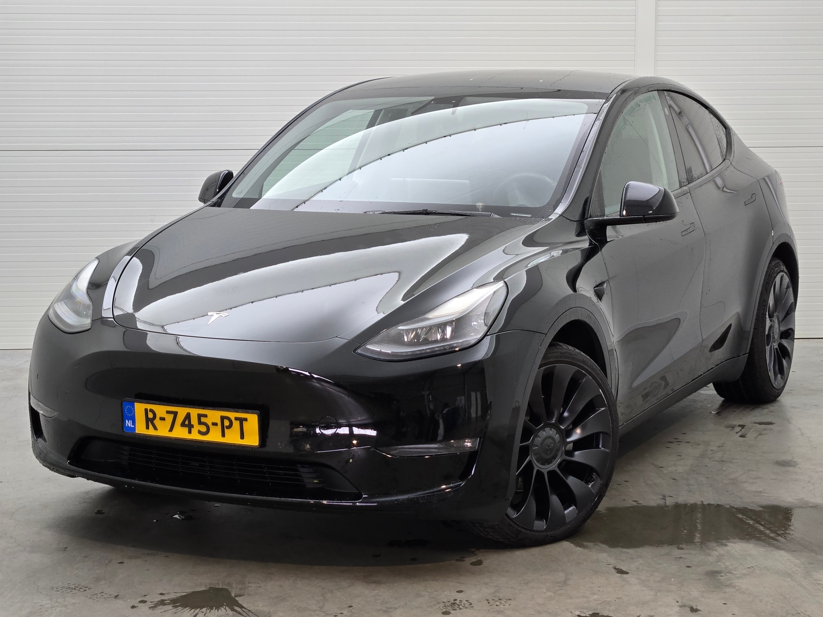 Foto 2 van Tesla Model Y