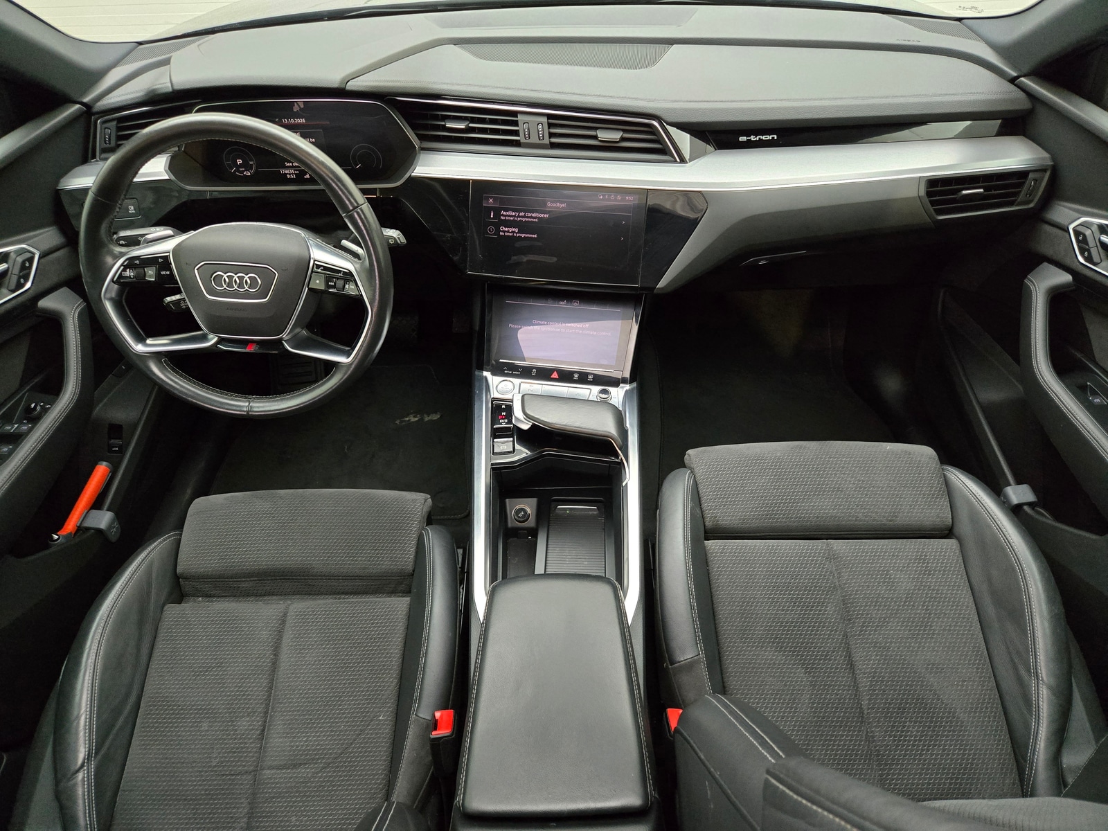 Foto 7 van Audi e-tron