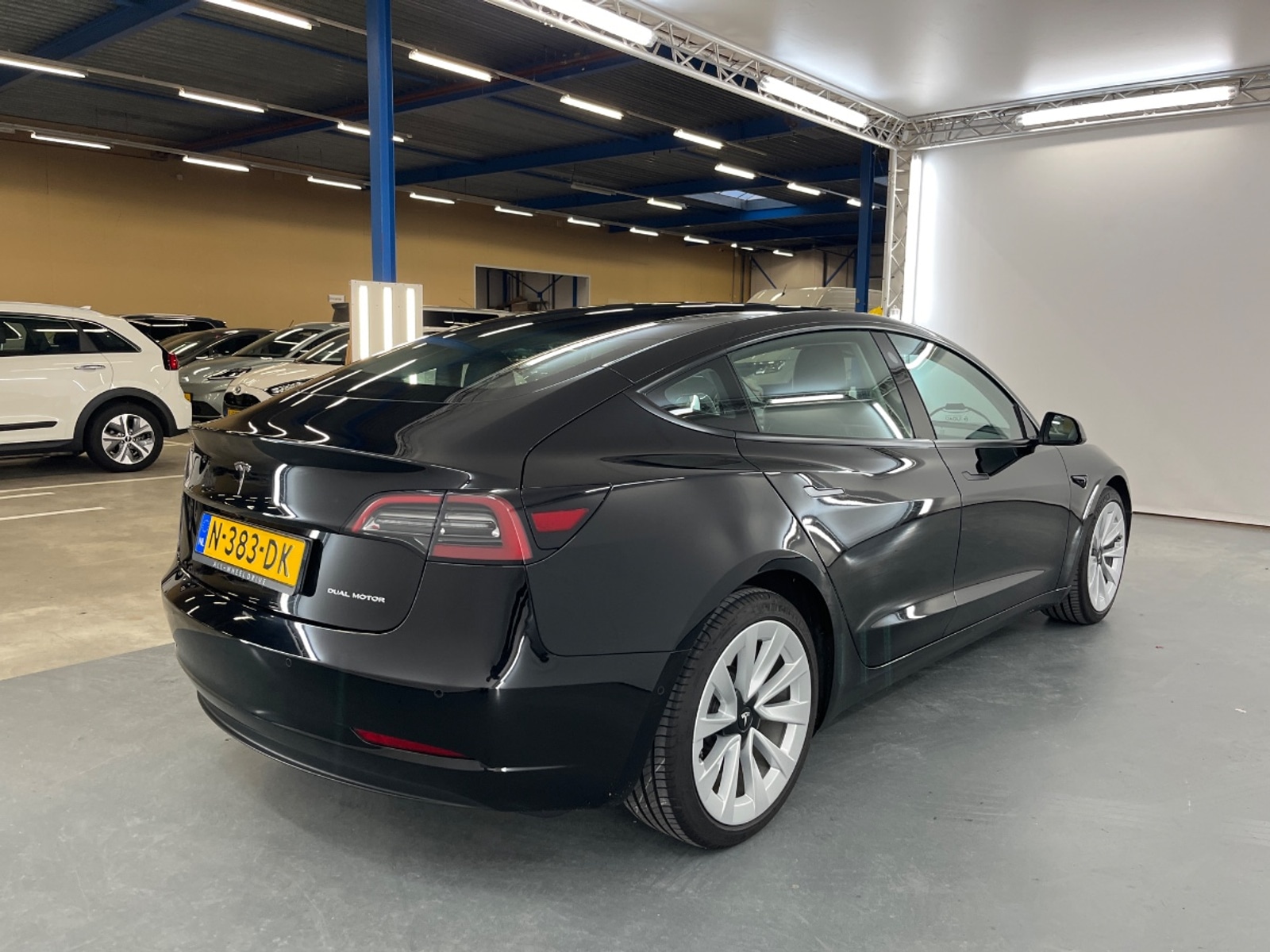 Foto 13 van Tesla Model 3