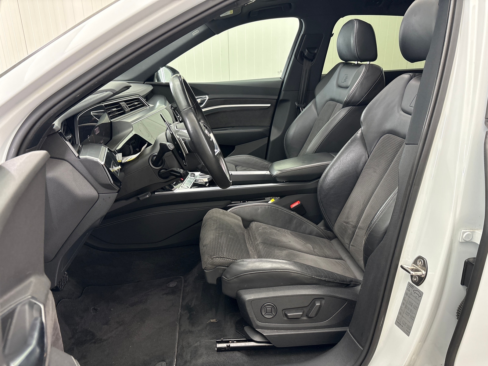 Foto 7 van Audi e-tron