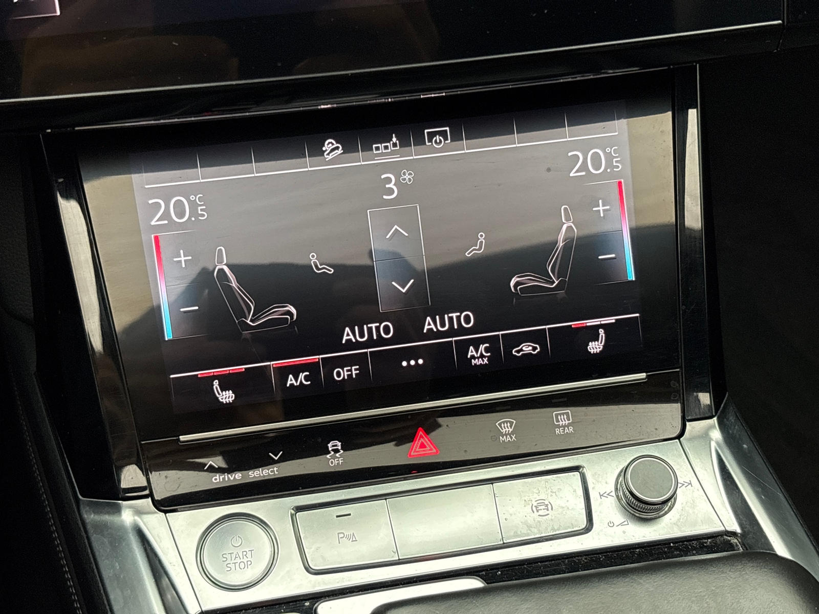 Foto 22 van Audi e-tron