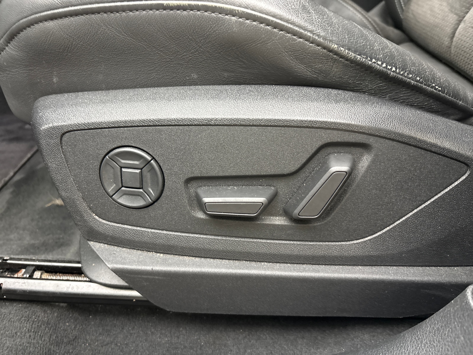 Foto 15 van Audi e-tron
