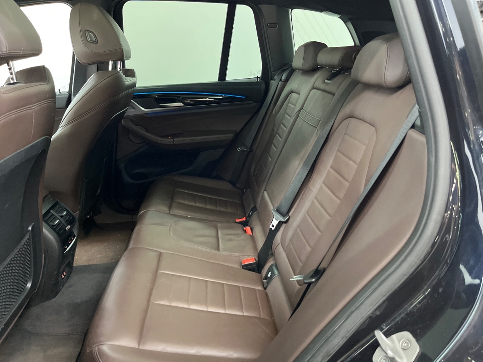 Foto 11 van BMW ix3