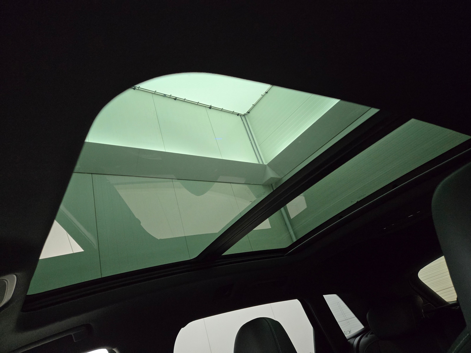 Foto 17 van Audi e-tron