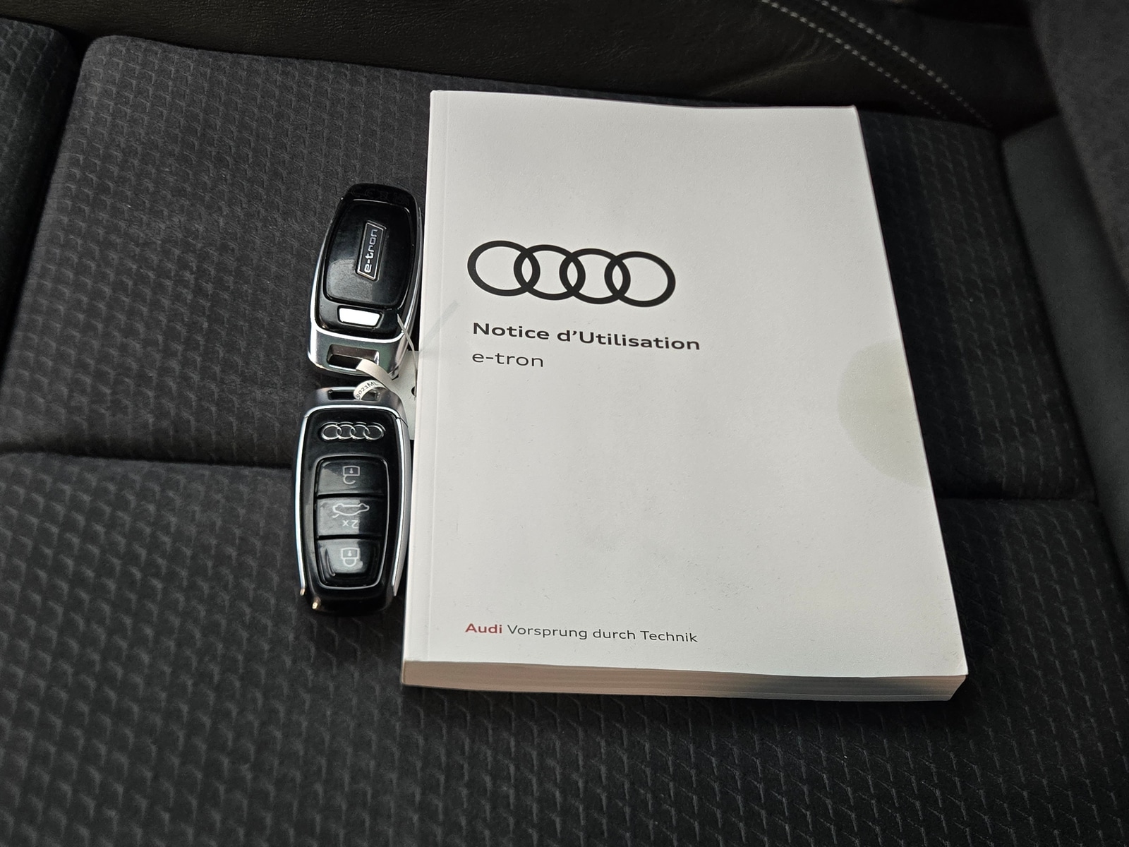 Foto 6 van Audi e-tron