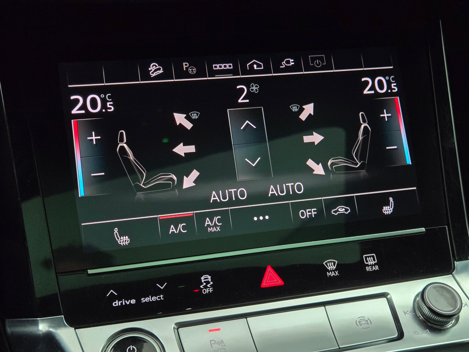 Foto 12 van Audi e-tron