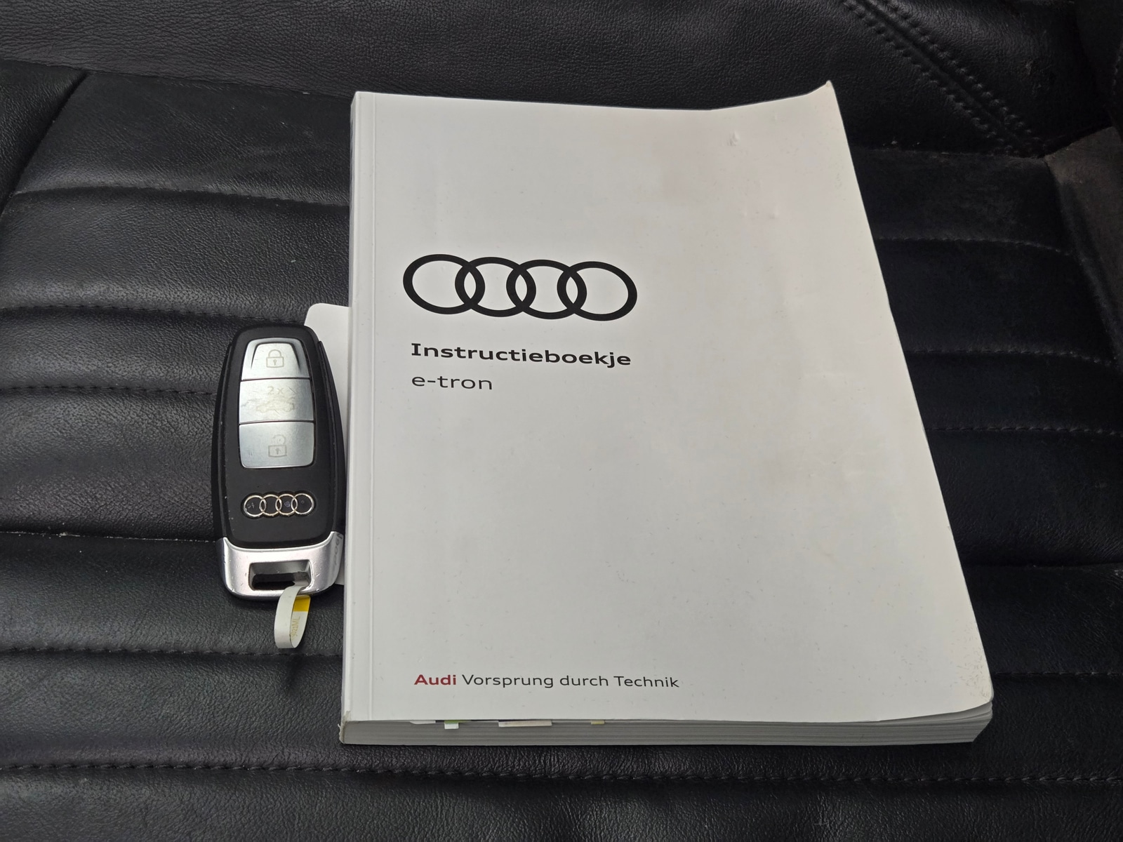 Foto 3 van Audi e-tron