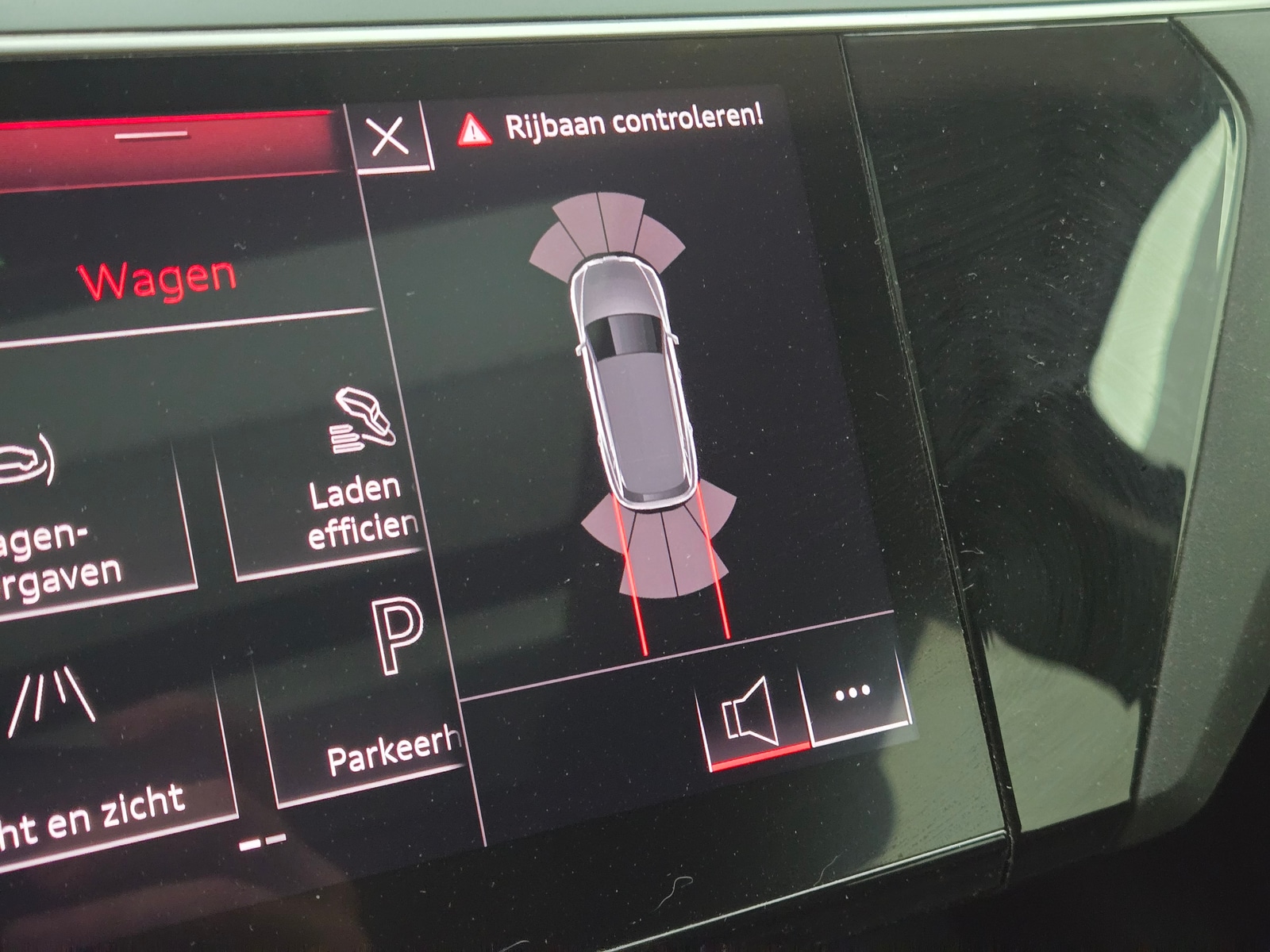 Foto 17 van Audi e-tron