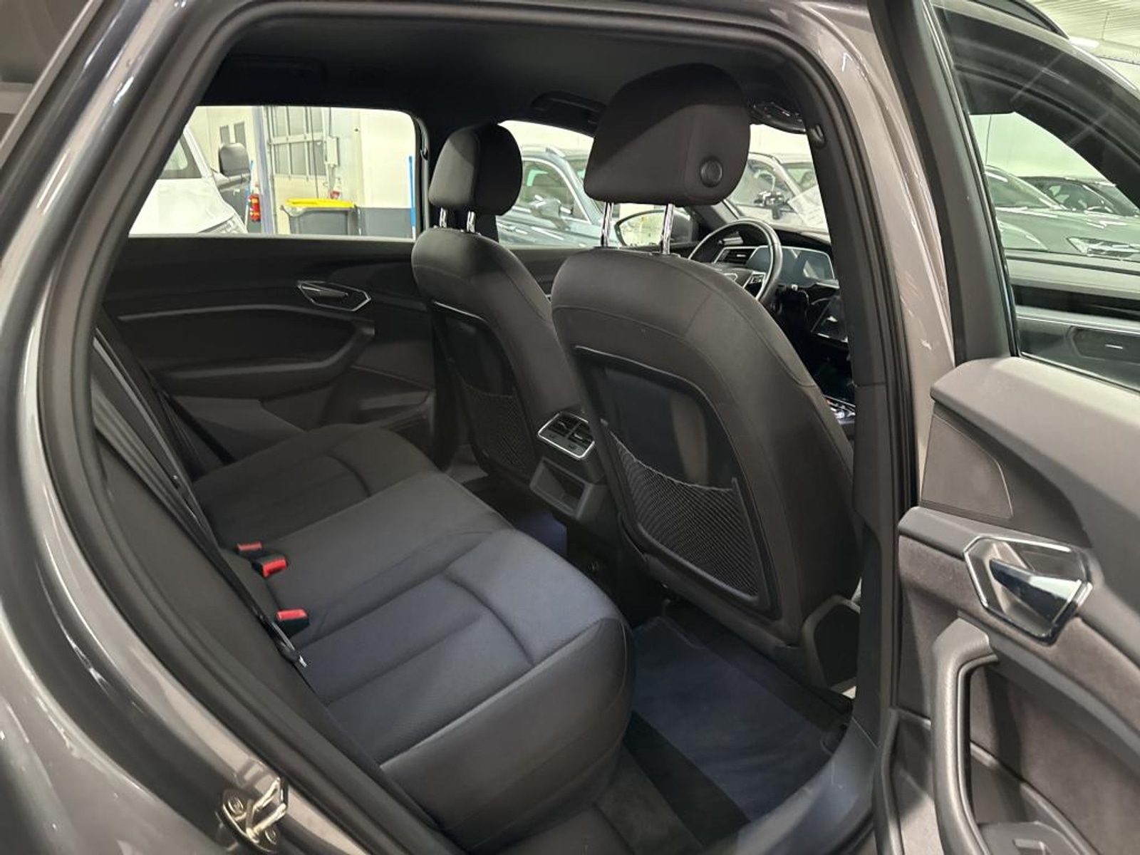 Foto 7 van Audi e-tron