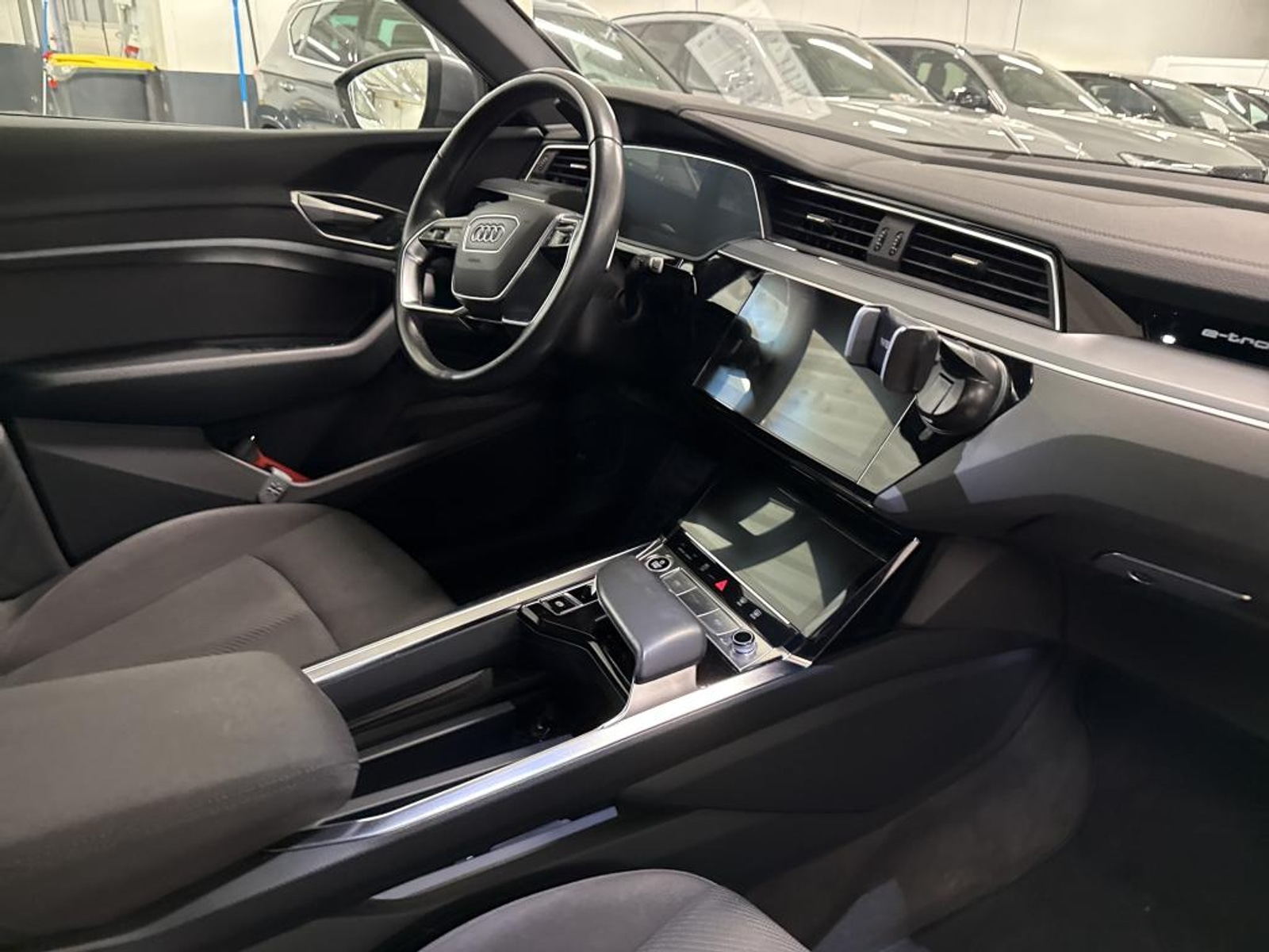 Foto 6 van Audi e-tron