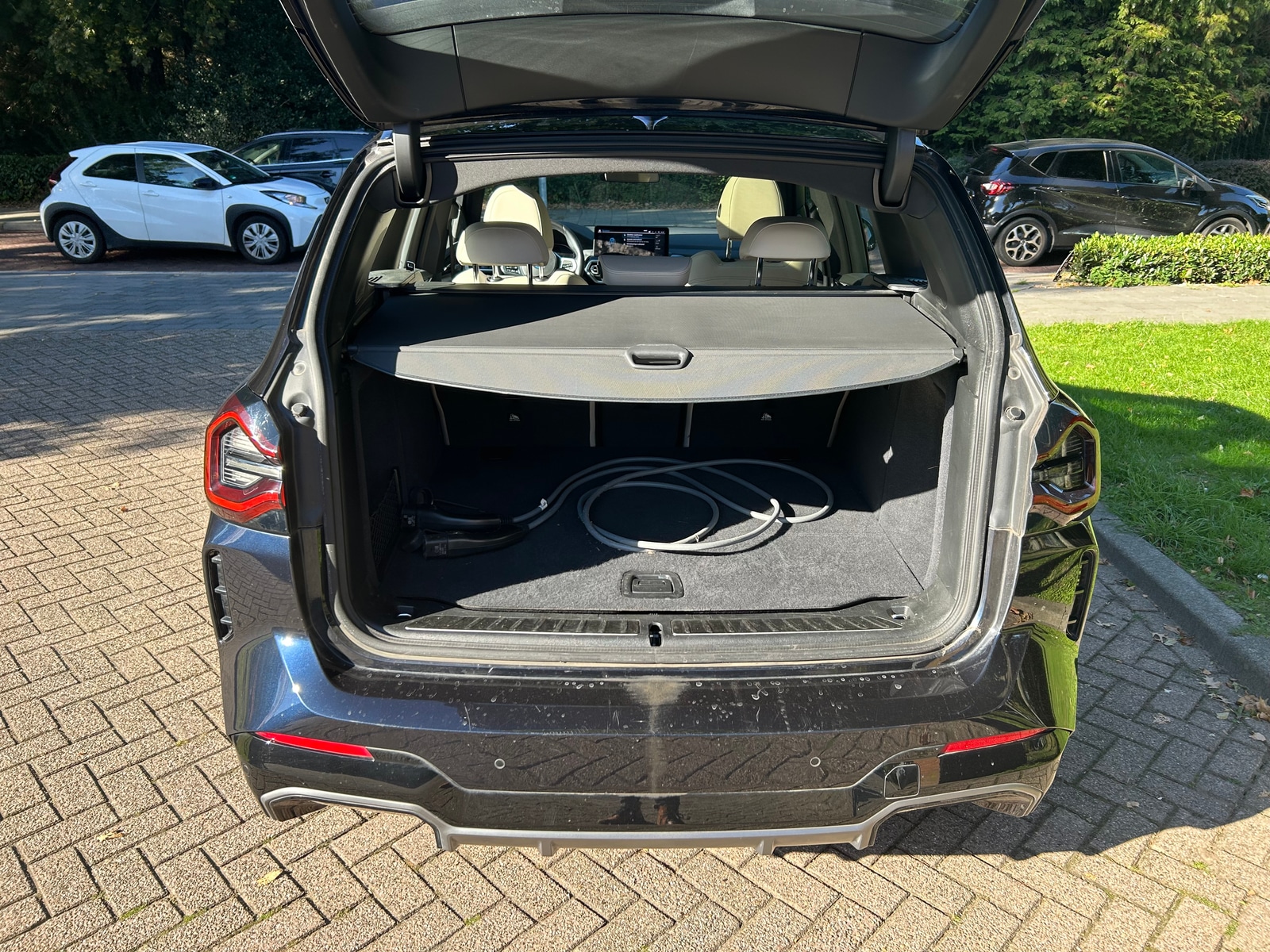 Foto 10 van BMW ix3
