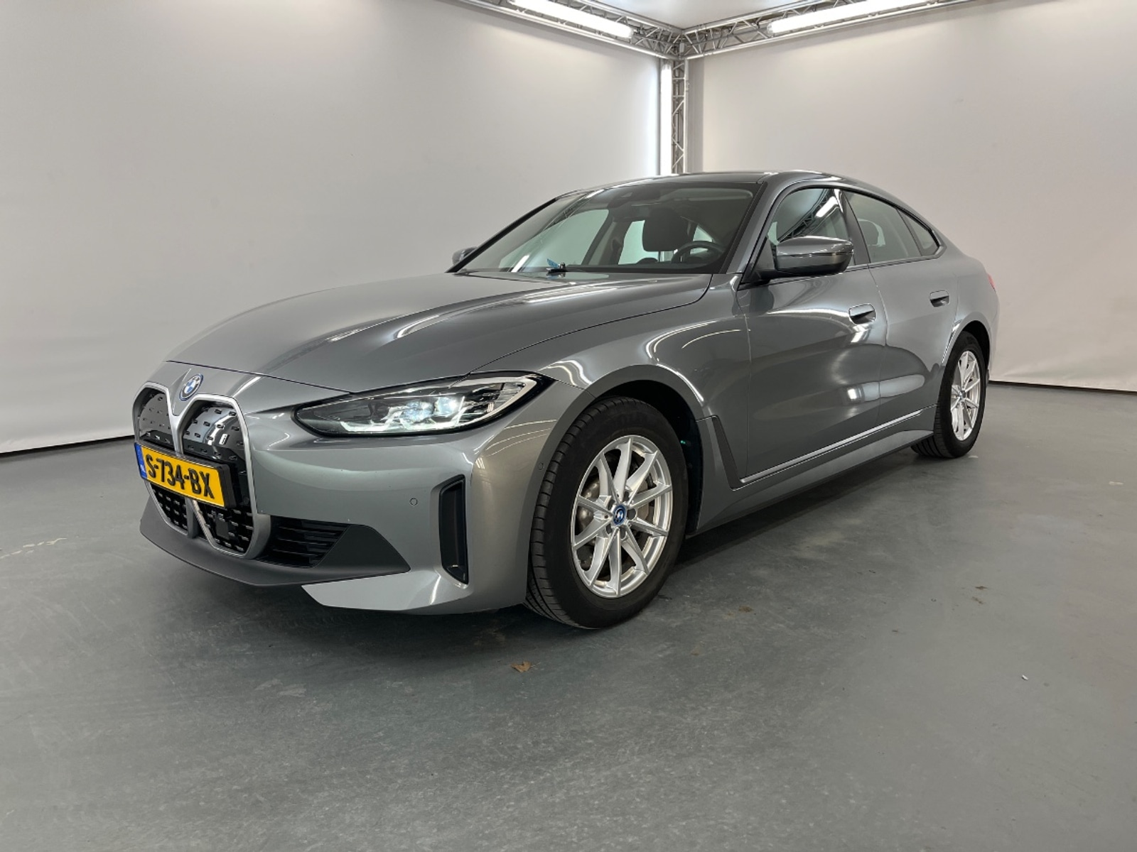 Foto 6 van BMW i4