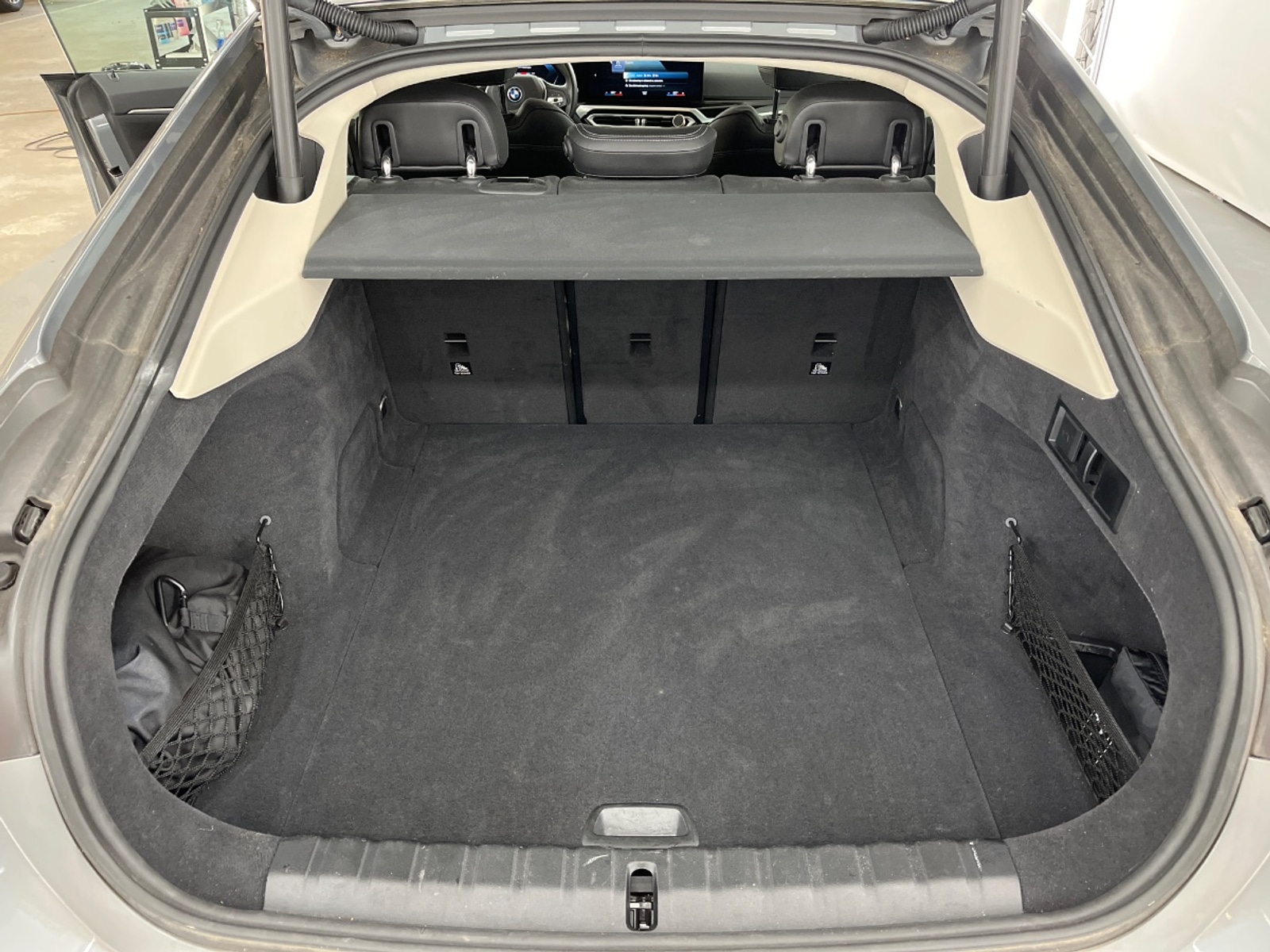 Foto 2 van BMW i4