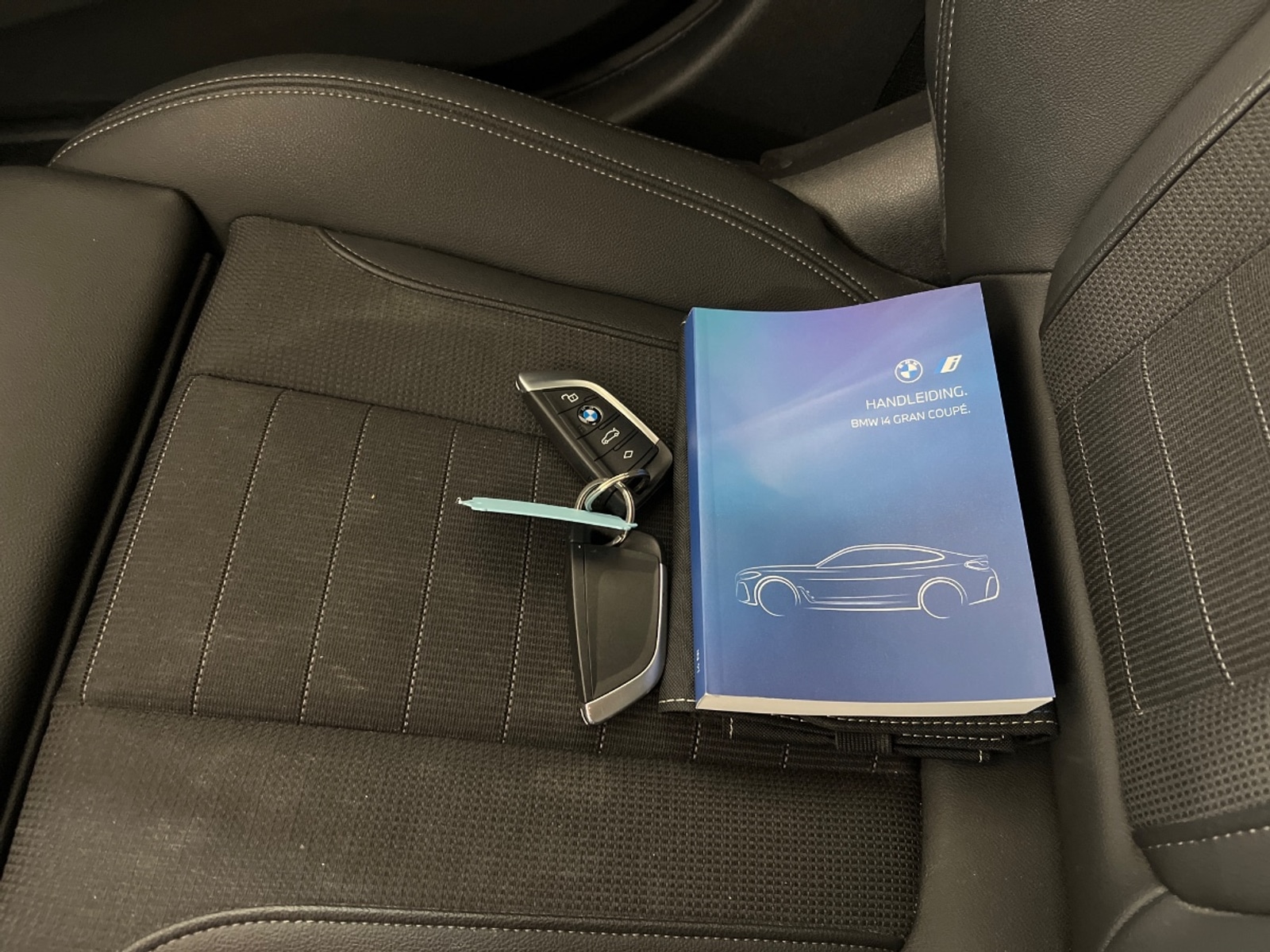 Foto 10 van BMW i4