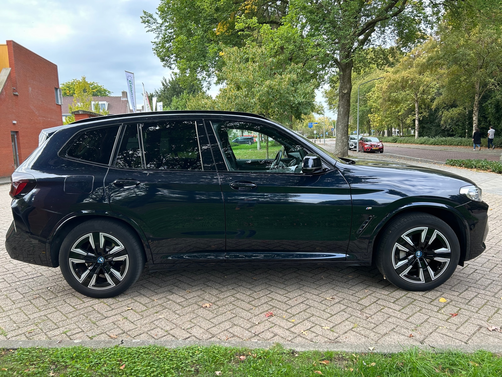 Foto 13 van BMW ix3