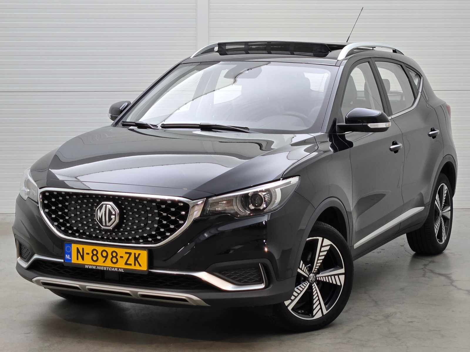 Foto 2 van MG ZS