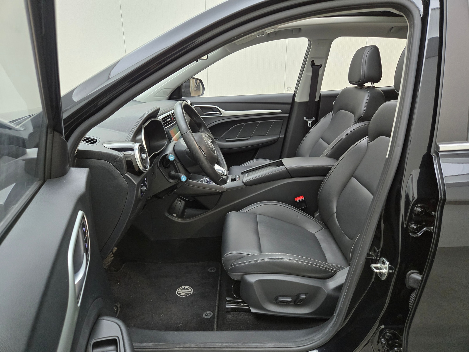 Foto 7 van MG ZS