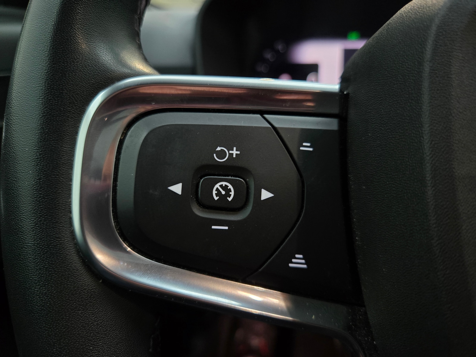 Foto 15 van Volvo XC40 Recharge