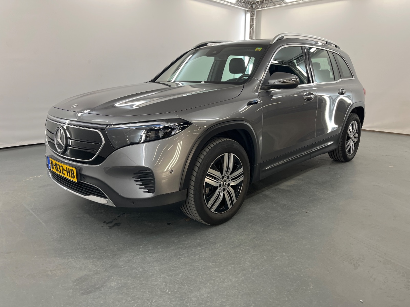 Foto 7 van Mercedes EQB
