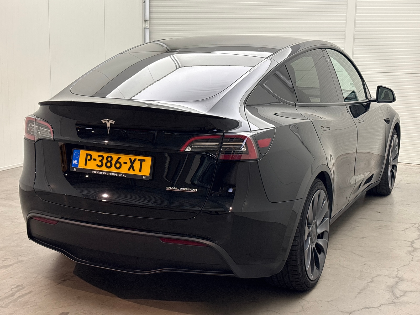 Foto 5 van Tesla Model Y