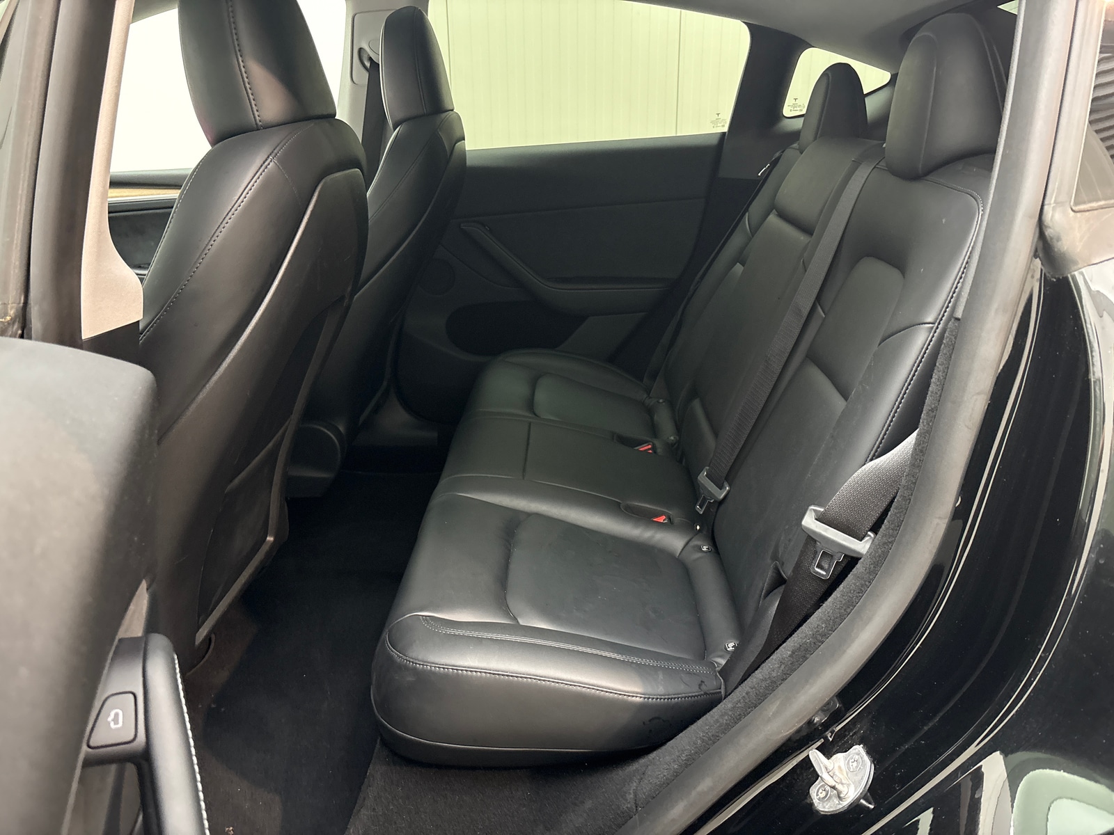 Foto 7 van Tesla Model Y