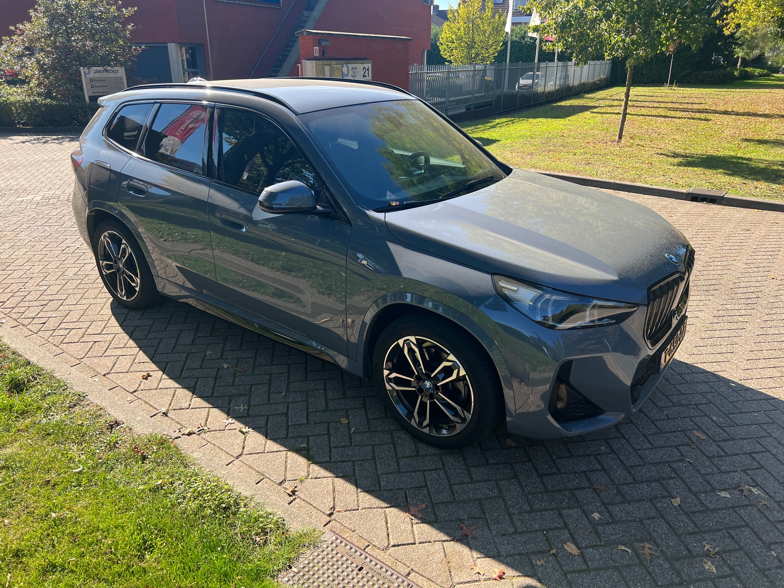 Foto 12 van BMW ix1