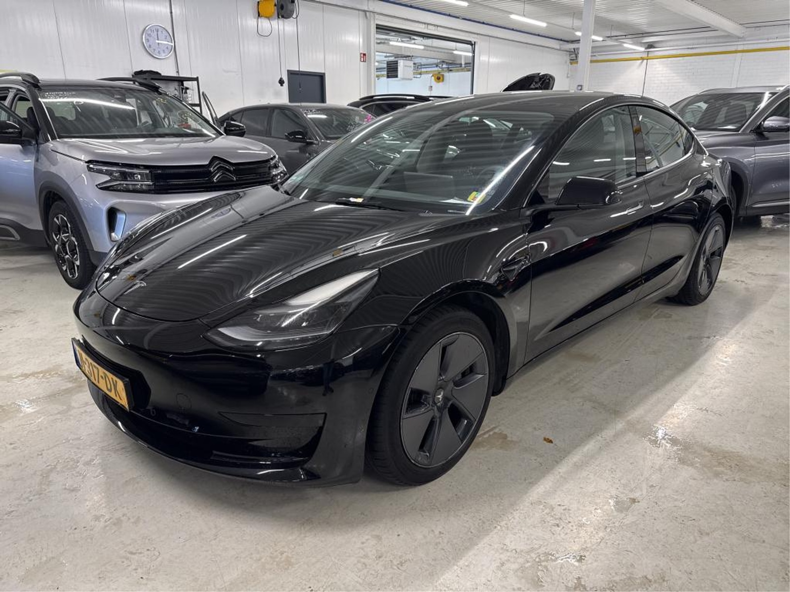 Foto 2 van Tesla Model 3