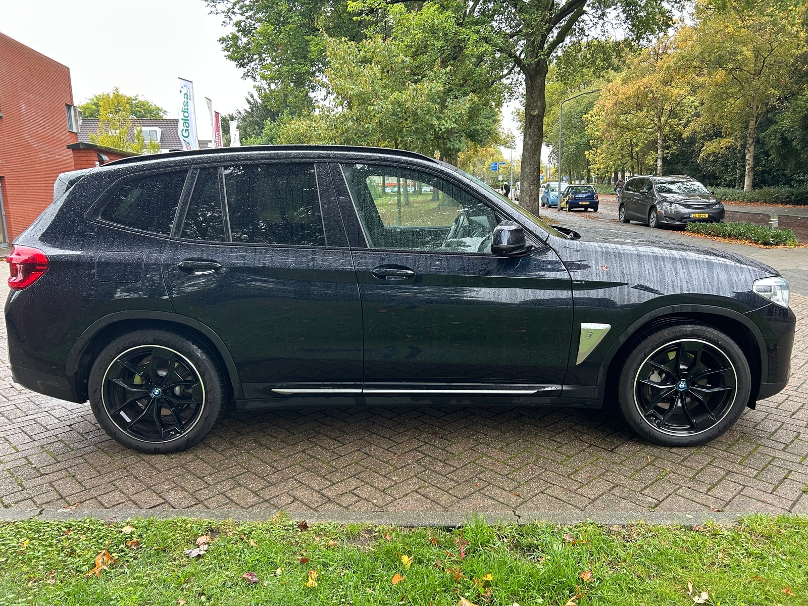Foto 13 van BMW ix3