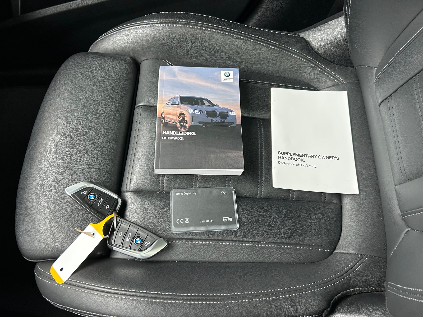Foto 25 van BMW ix3