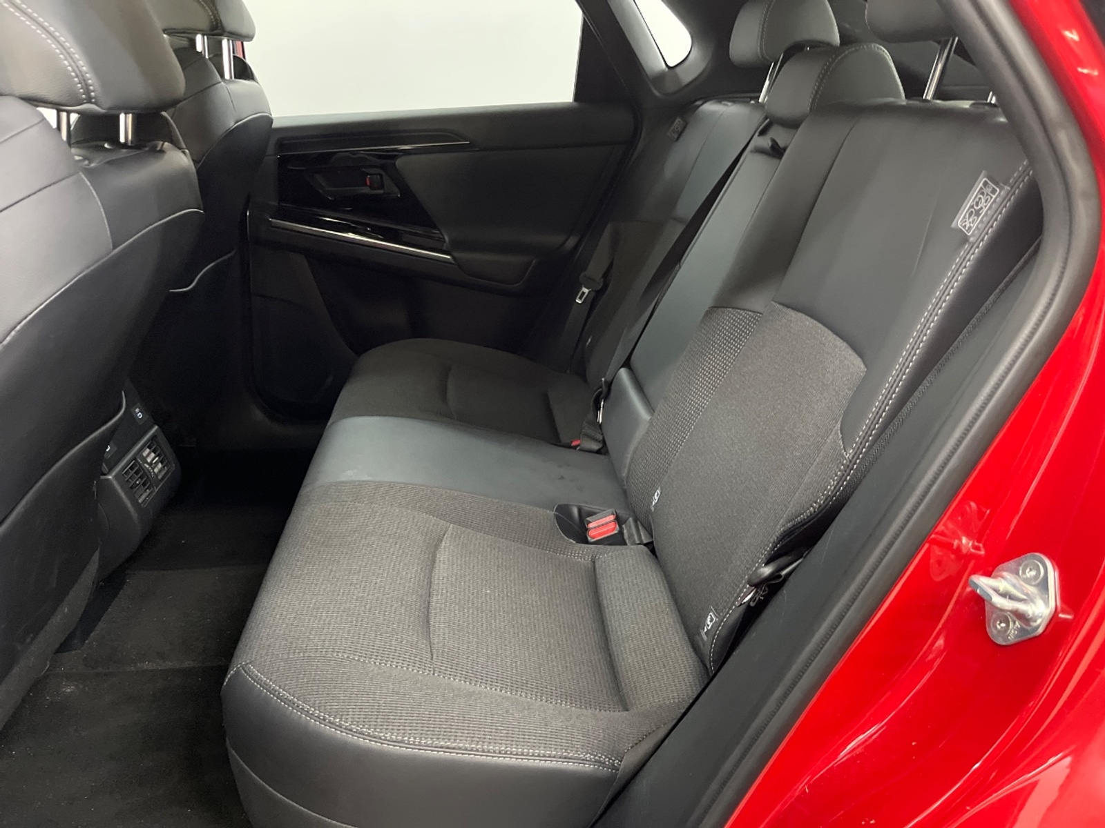 Foto 9 van Toyota bZ4X