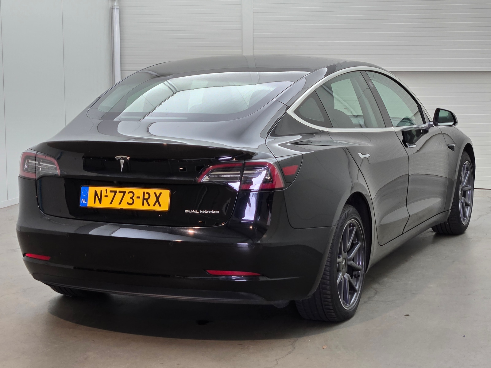 Foto 10 van Tesla Model 3