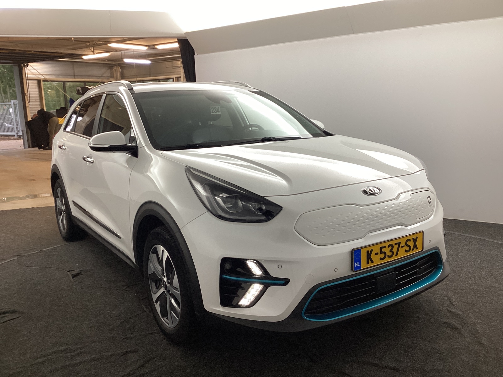 Foto 12 van Kia Niro