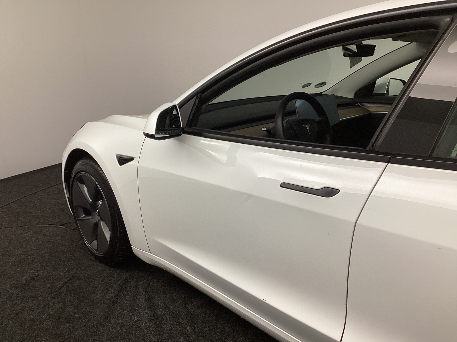 Foto 20 van Tesla Model 3