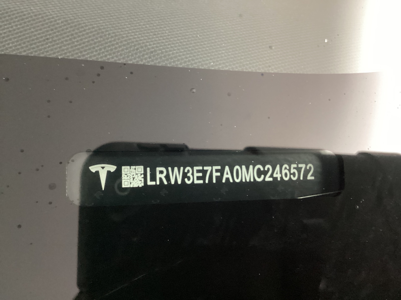 Foto 12 van Tesla Model 3