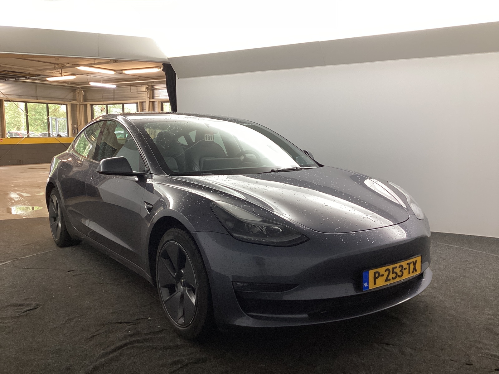 Foto 2 van Tesla Model 3