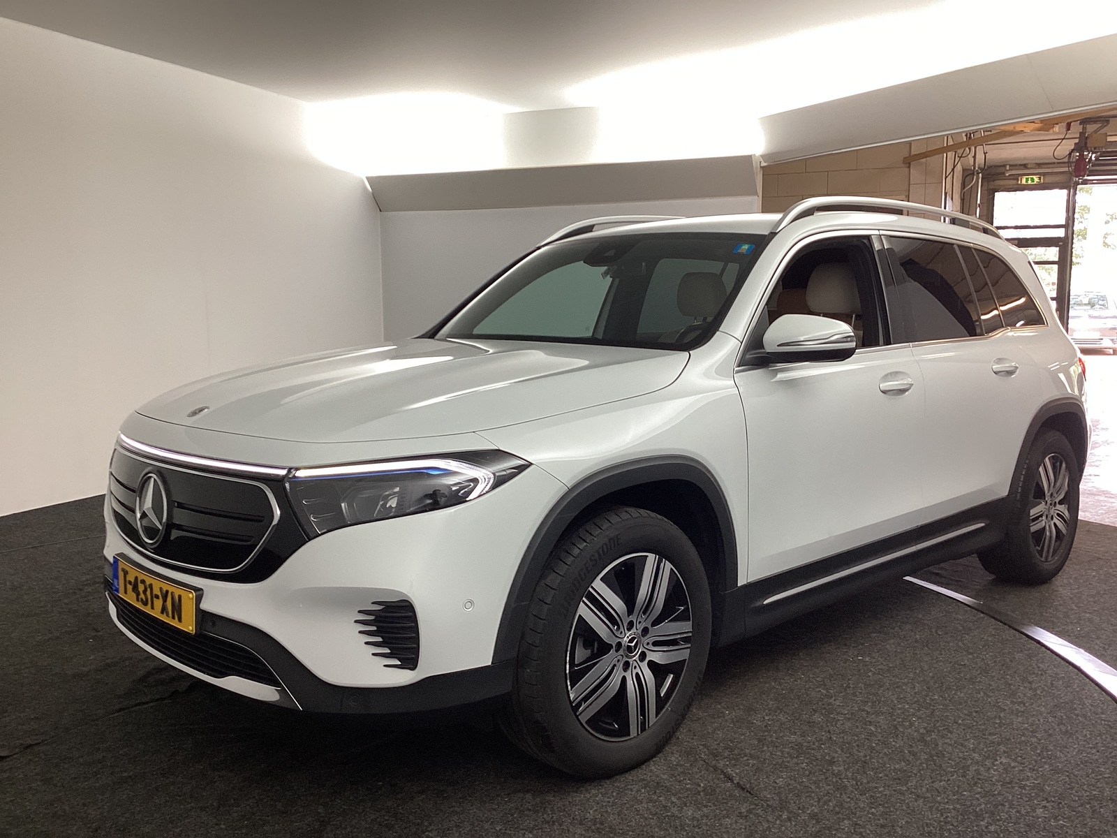 Foto 5 van Mercedes EQB
