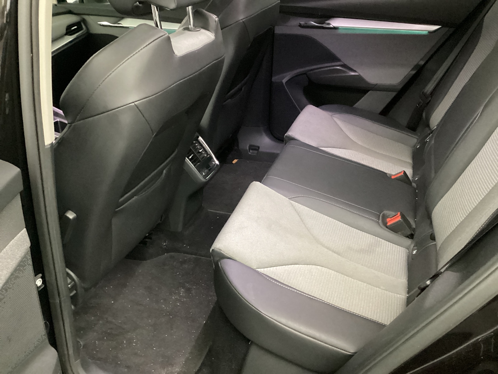 Foto 24 van Skoda Enyaq