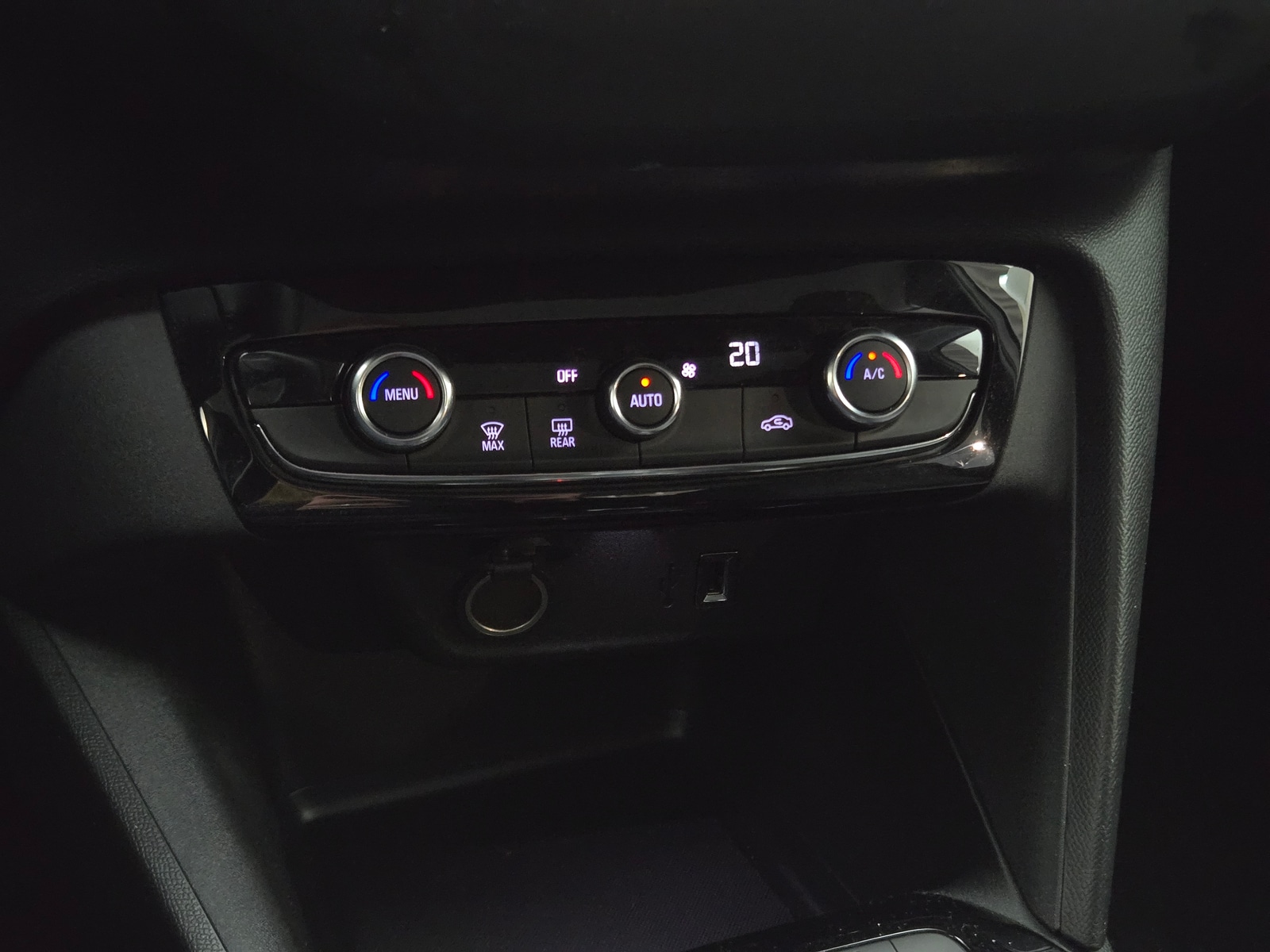 Foto 10 van Opel Corsa-e