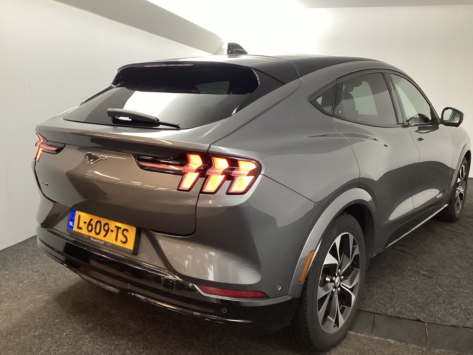 Foto 7 van Ford Mustang