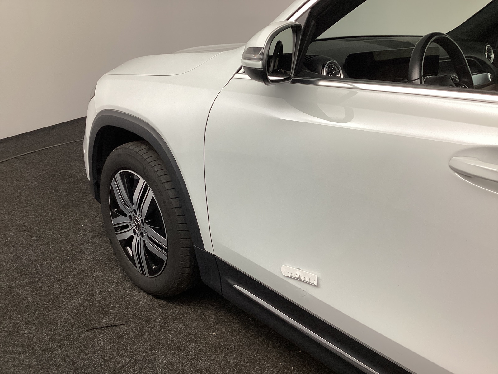 Photo 25 of Mercedes EQB