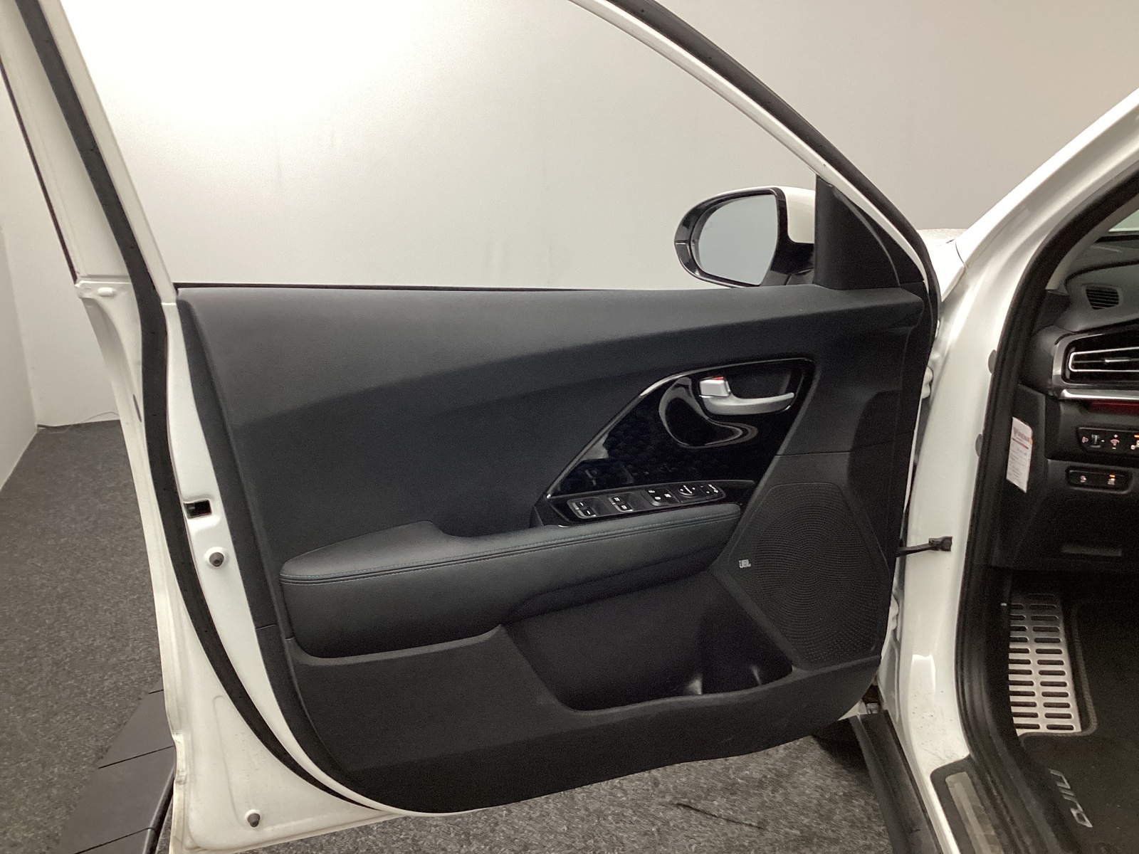 Foto 9 van Kia Niro