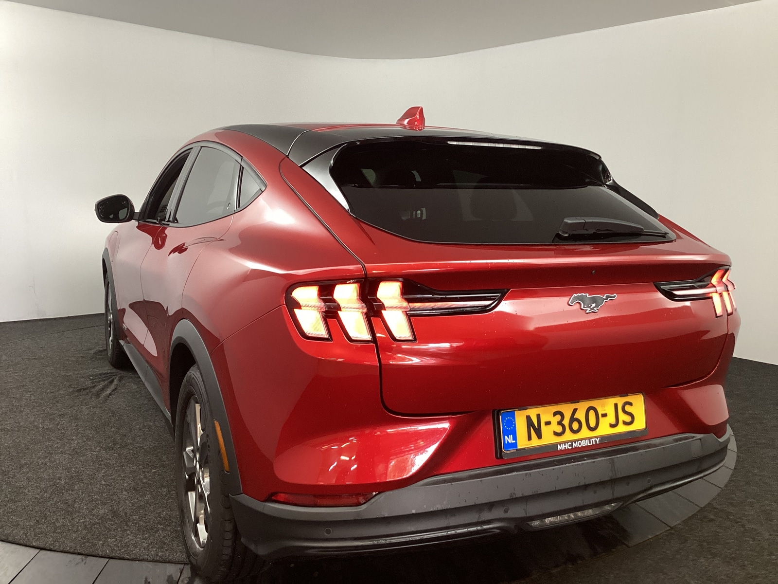 Foto 12 van Ford Mustang