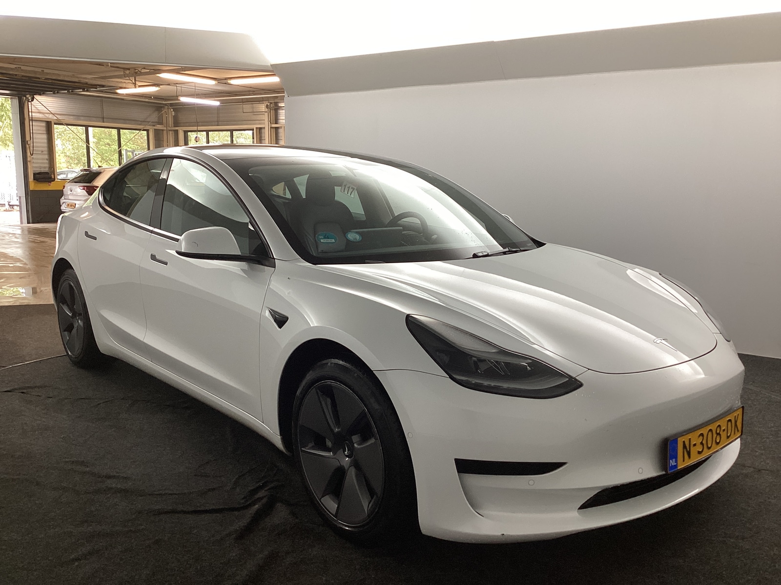Foto 15 van Tesla Model 3