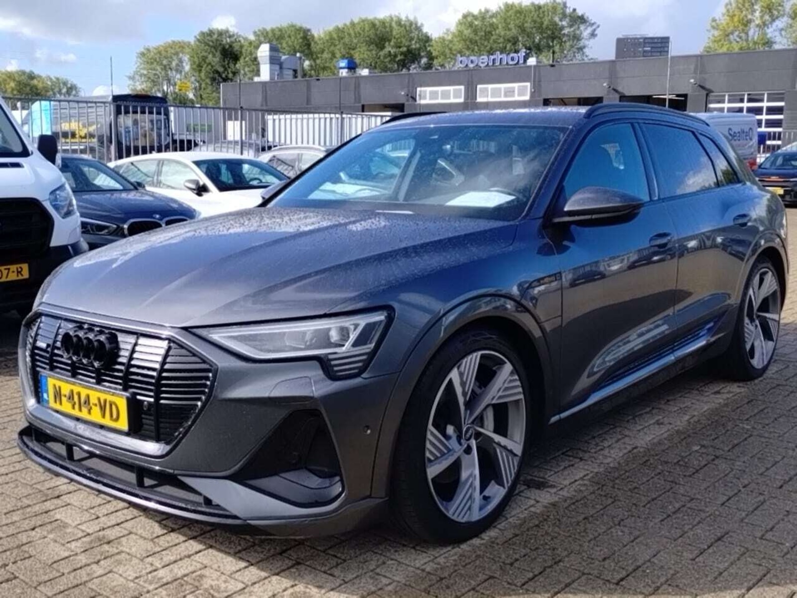 Foto 2 van Audi e-tron