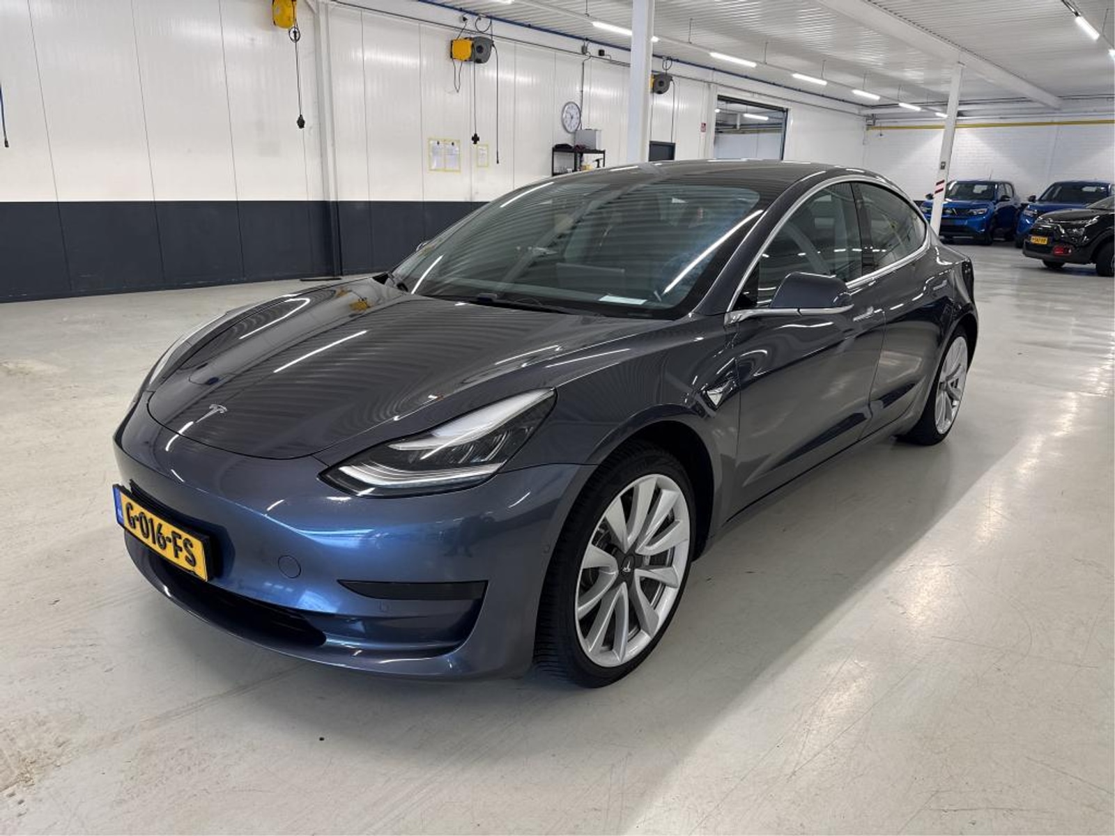 Foto 11 van Tesla Model 3