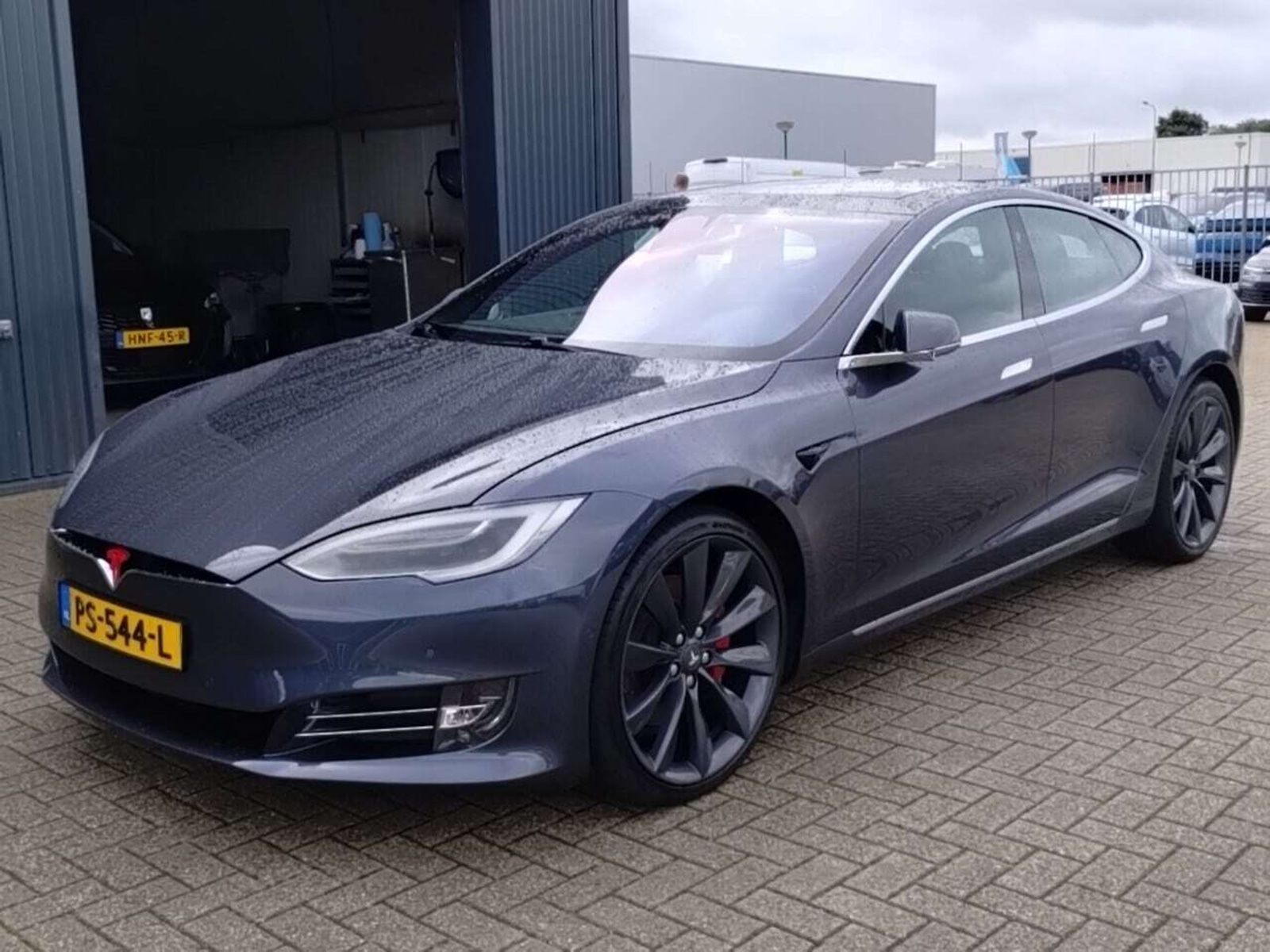 Foto 2 van Tesla Model S
