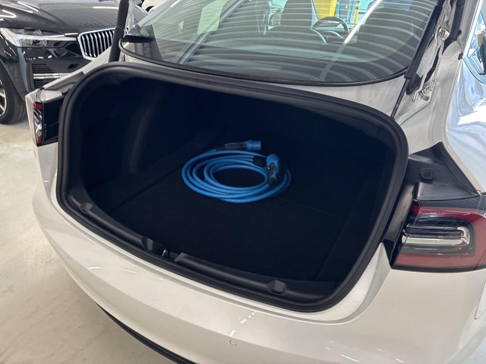 Foto 11 van Tesla Model 3