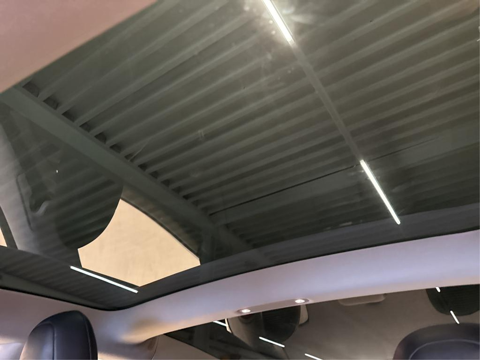 Foto 2 van Tesla Model 3