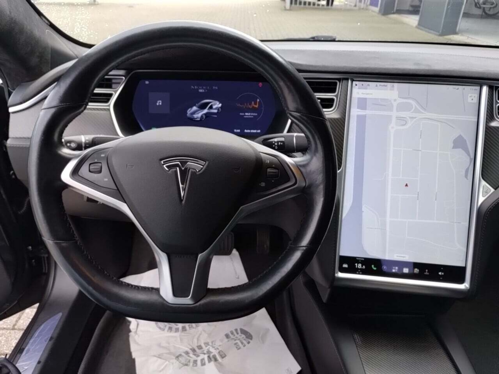 Foto 10 van Tesla Model S