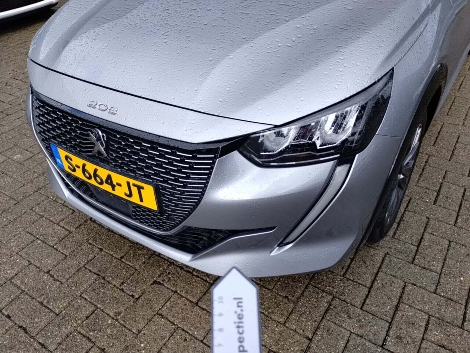Foto 14 van Peugeot E-208